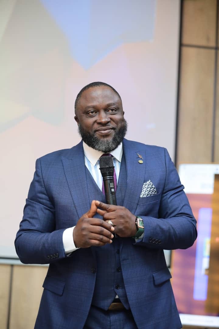 Dr. Franklyn Akinyosoye